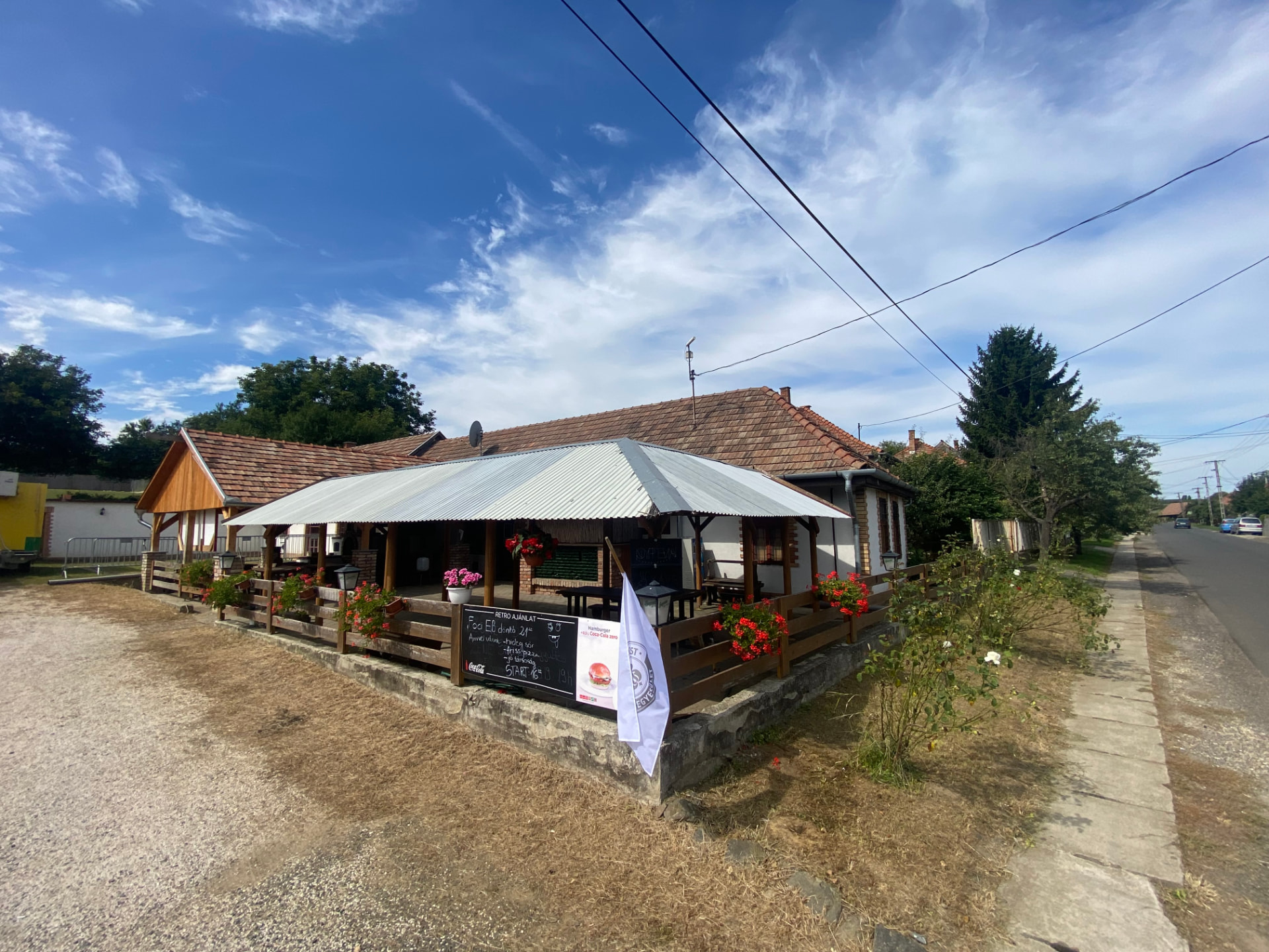 Retro Pub